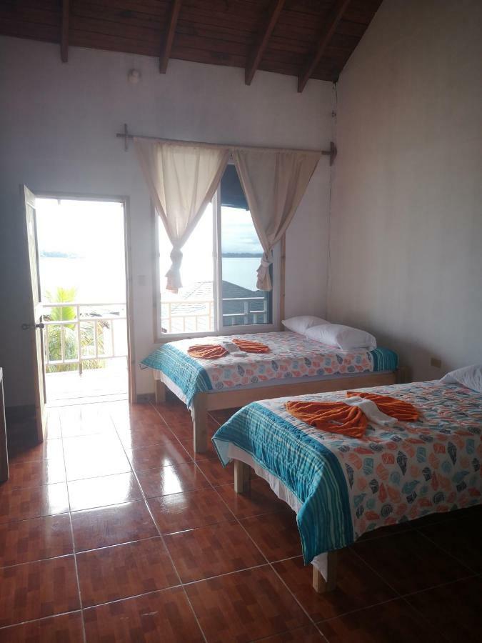 Linda Vista Hotel Rio Dulce Ngoại thất bức ảnh